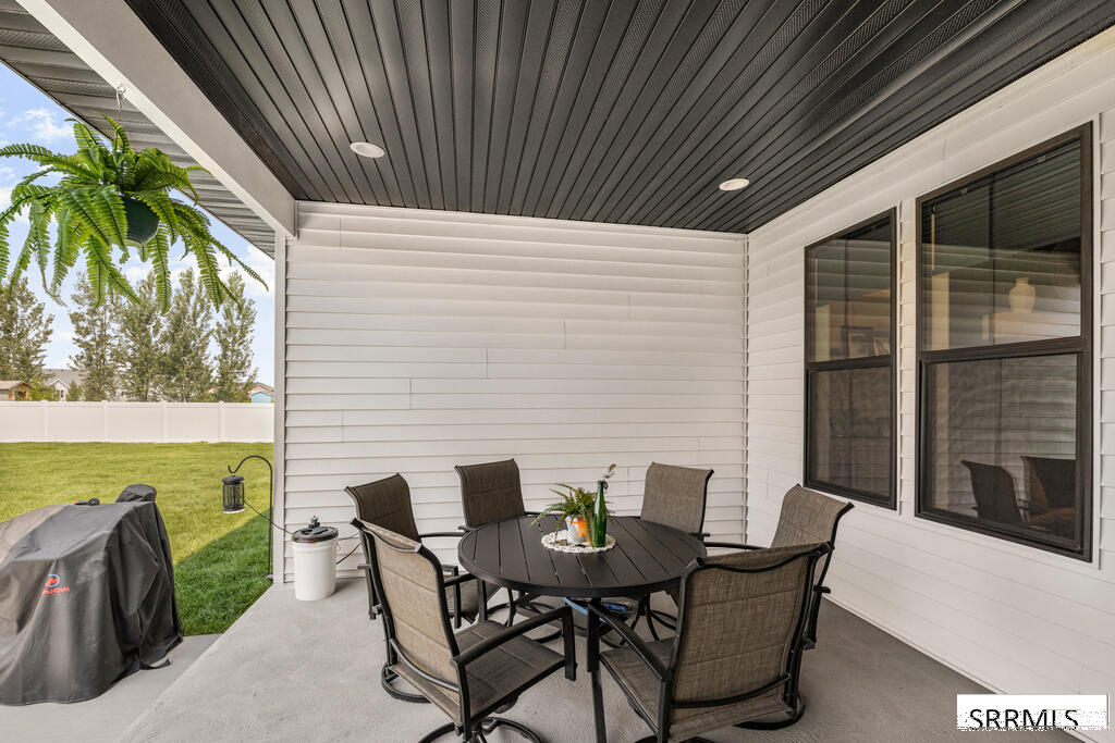 3741 E 331 N Property Photo 54
