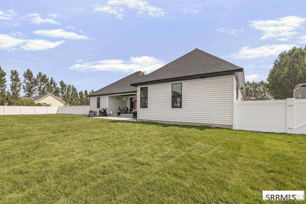 3741 E 331 N Property Photo 57