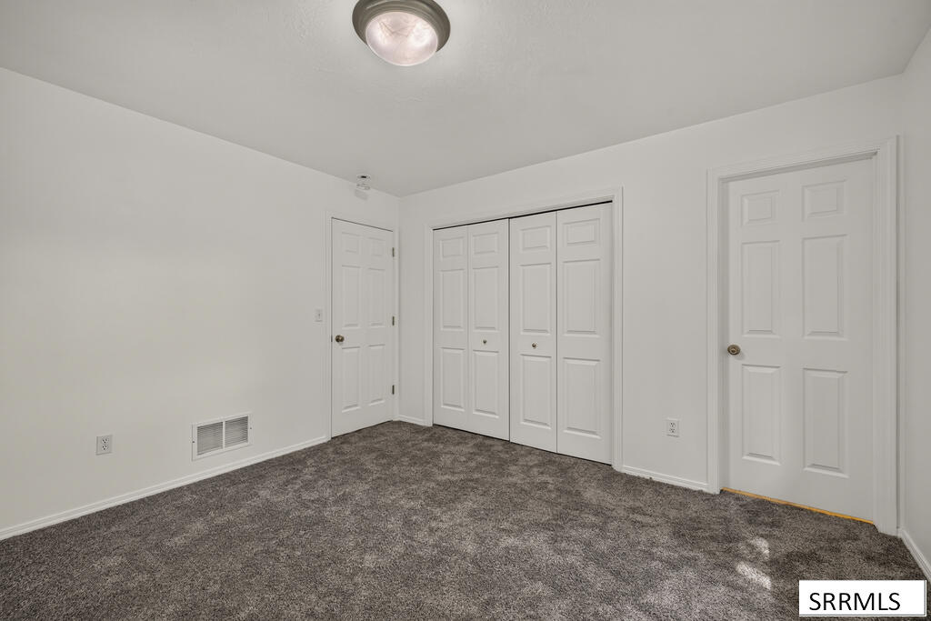 1109 S Diamond Circle Property Photo 11