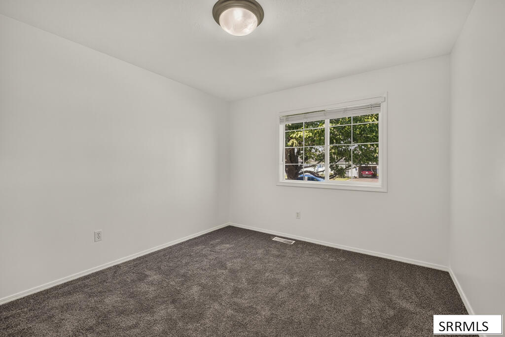 1109 S Diamond Circle Property Photo 13
