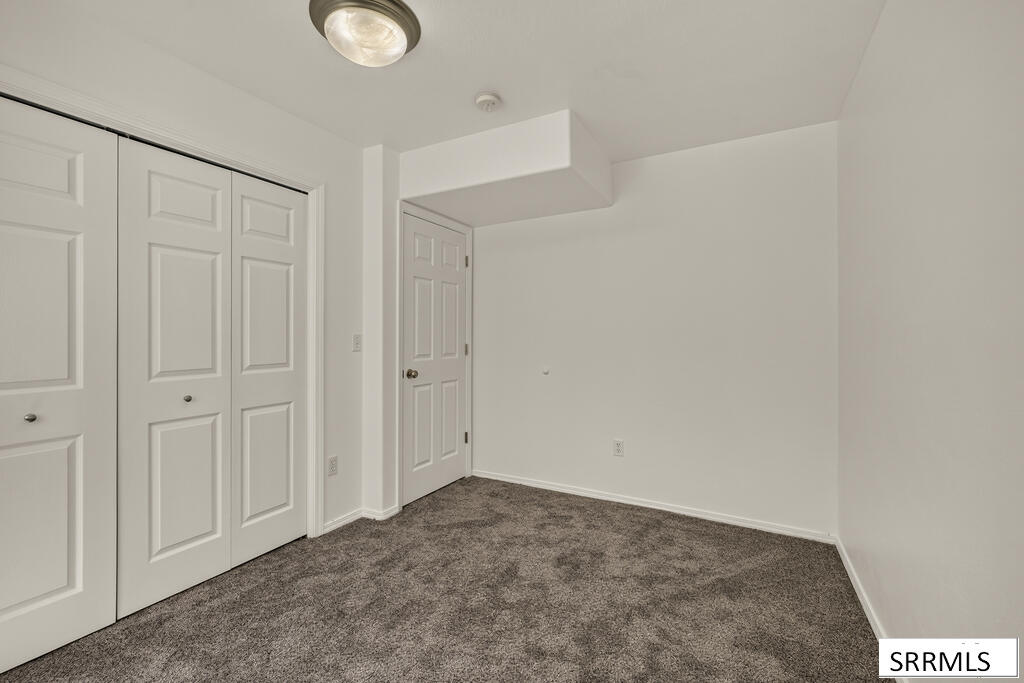 1109 S Diamond Circle Property Photo 22
