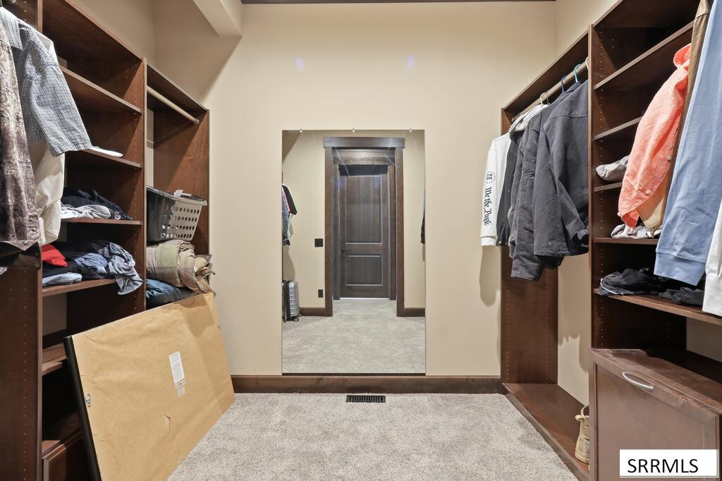5 Delaney Lane Property Photo 28