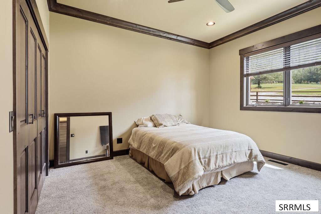 5 Delaney Lane Property Photo 36