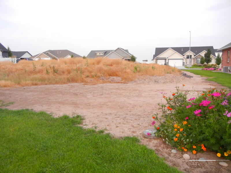 5525 Eaglewood Drive Property Photo 7