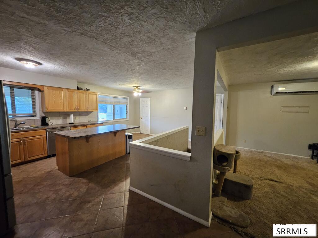 2395 Mesa Street Property Photo 7