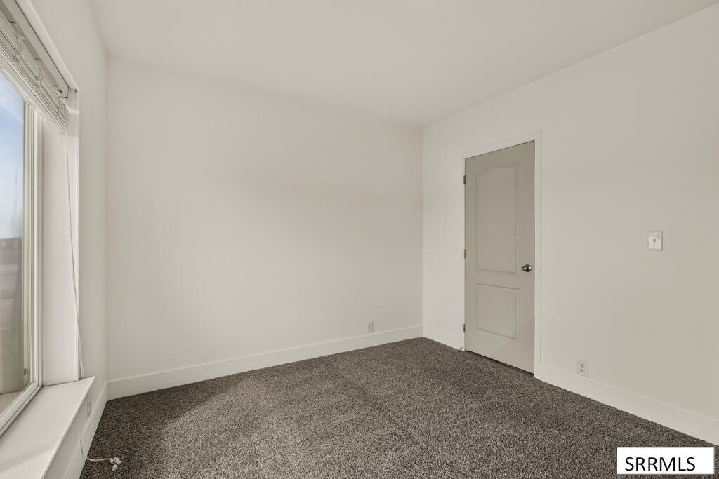 280 N 2270 E Property Photo 22