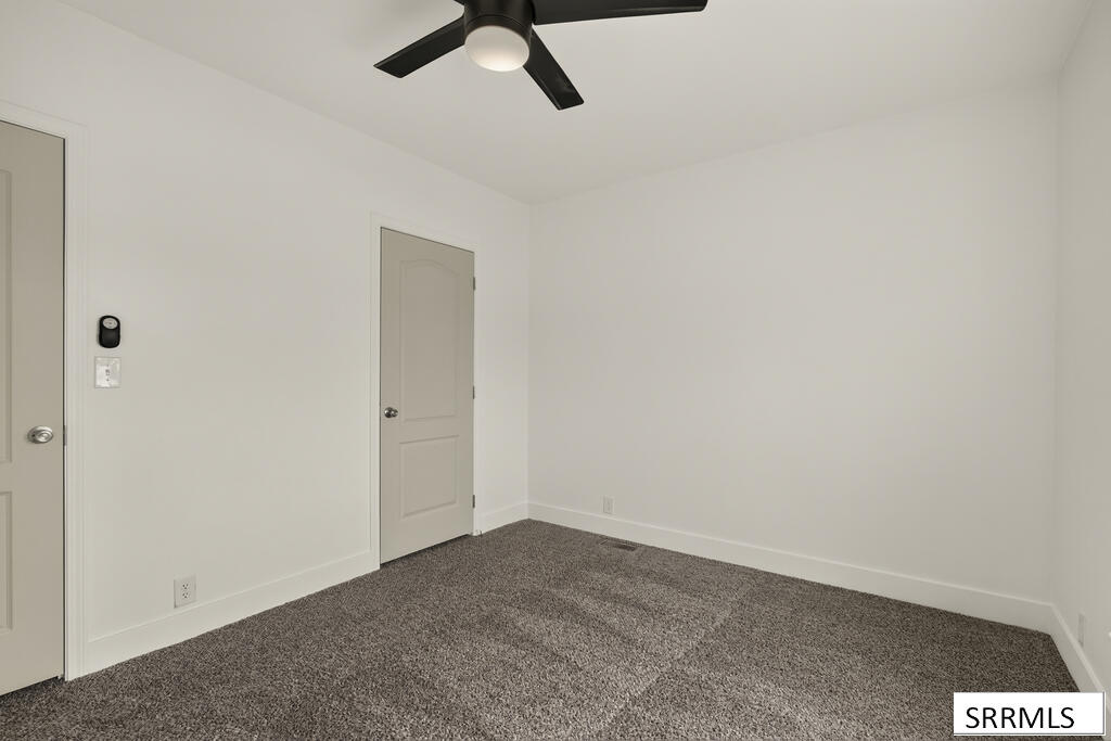 280 N 2270 E Property Photo 25