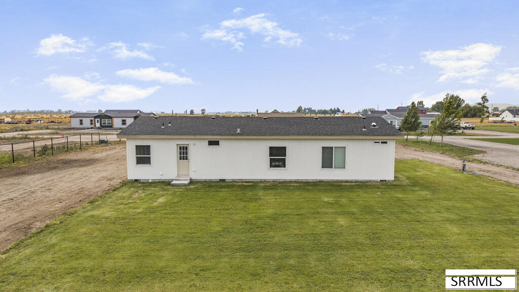 280 N 2270 E Property Photo 32