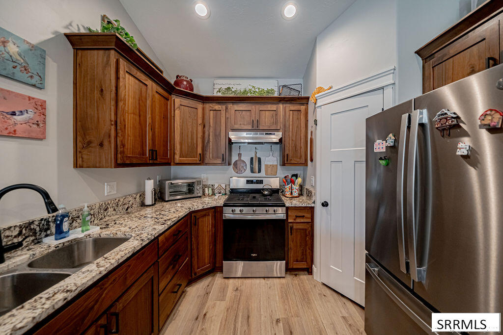 159 Park View Loop Property Photo 10