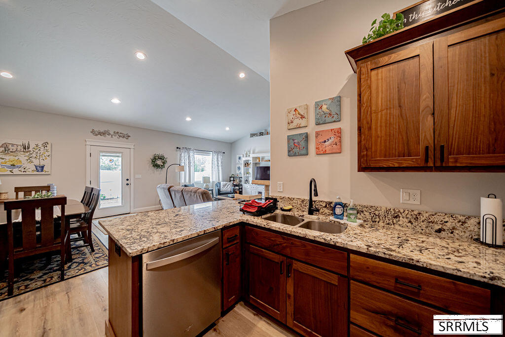 159 Park View Loop Property Photo 11