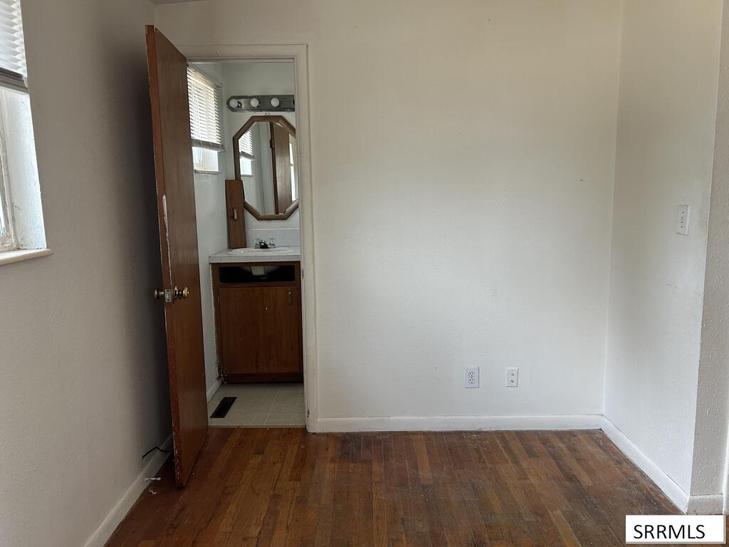 748 W 175 N Property Photo 10