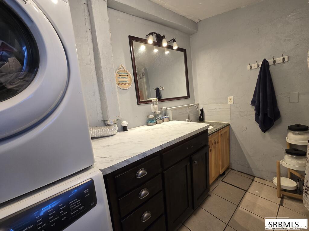 4028 E 600 N Property Photo 17