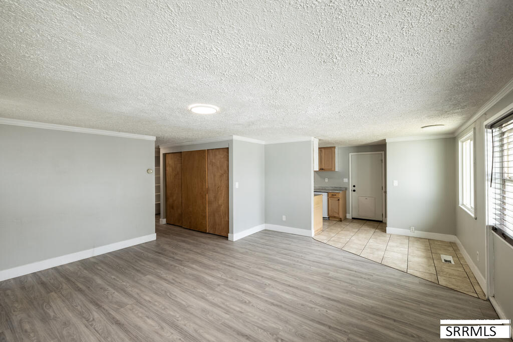 850 Royal Avenue Property Photo 6
