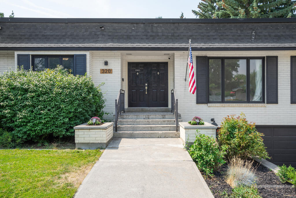 320 Yale Avenue Property Photo 4