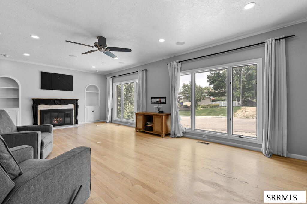 320 Yale Avenue Property Photo 19