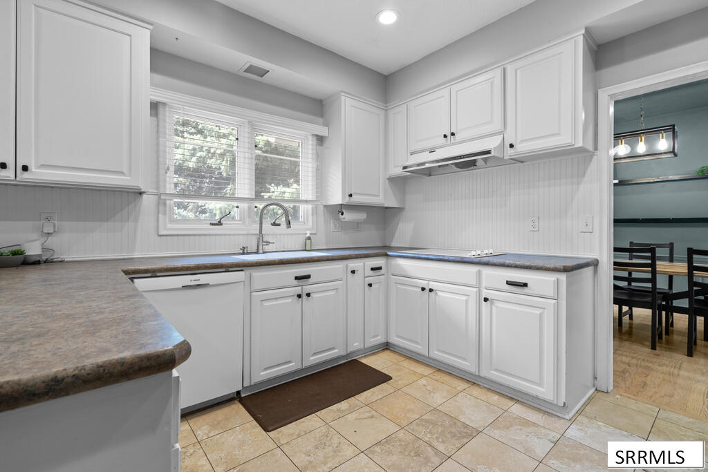 320 Yale Avenue Property Photo 24