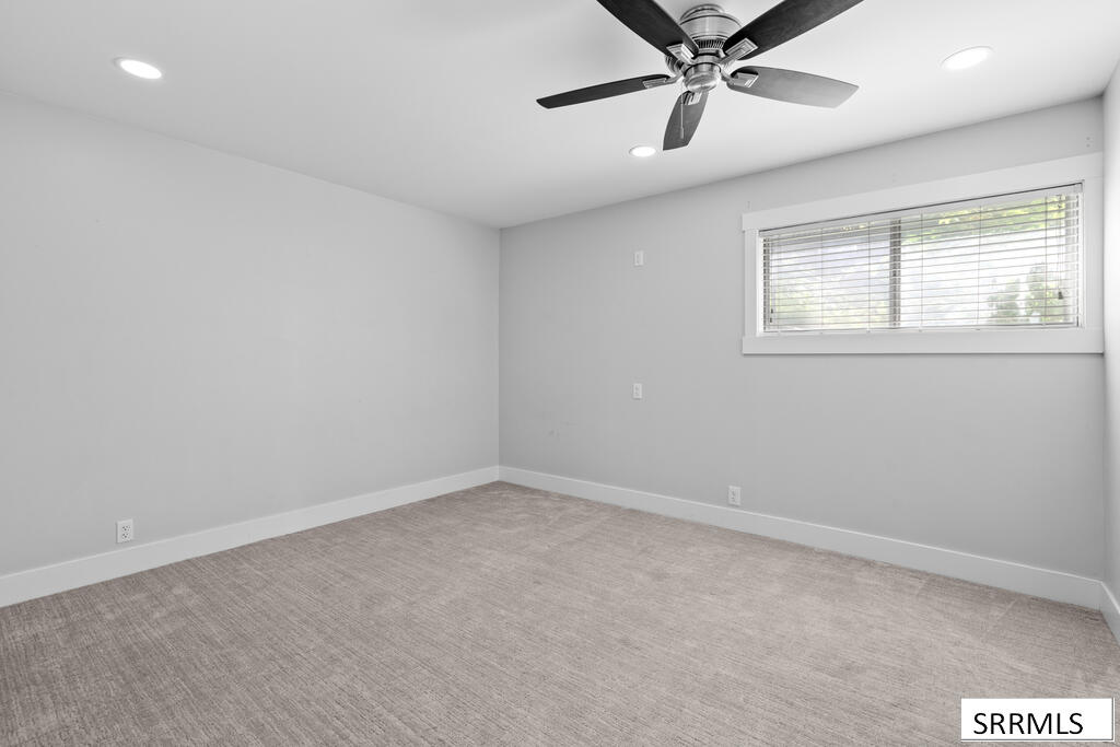 320 Yale Avenue Property Photo 53