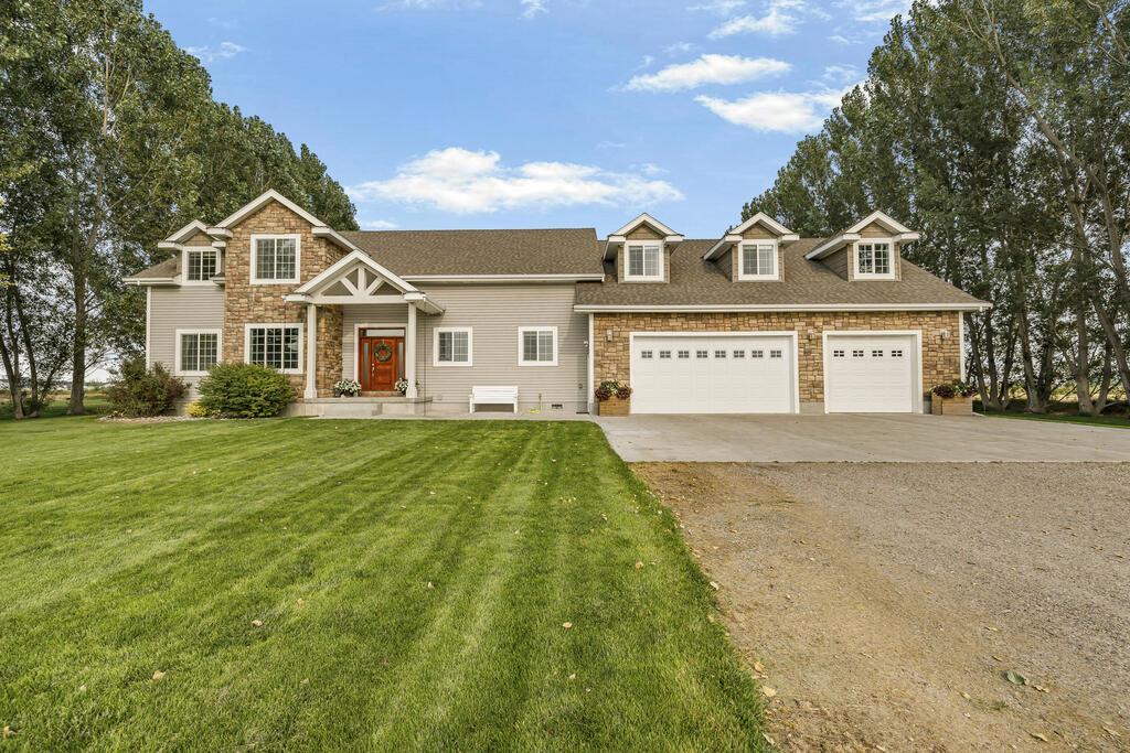 326 N 3744 E Property Photo 2