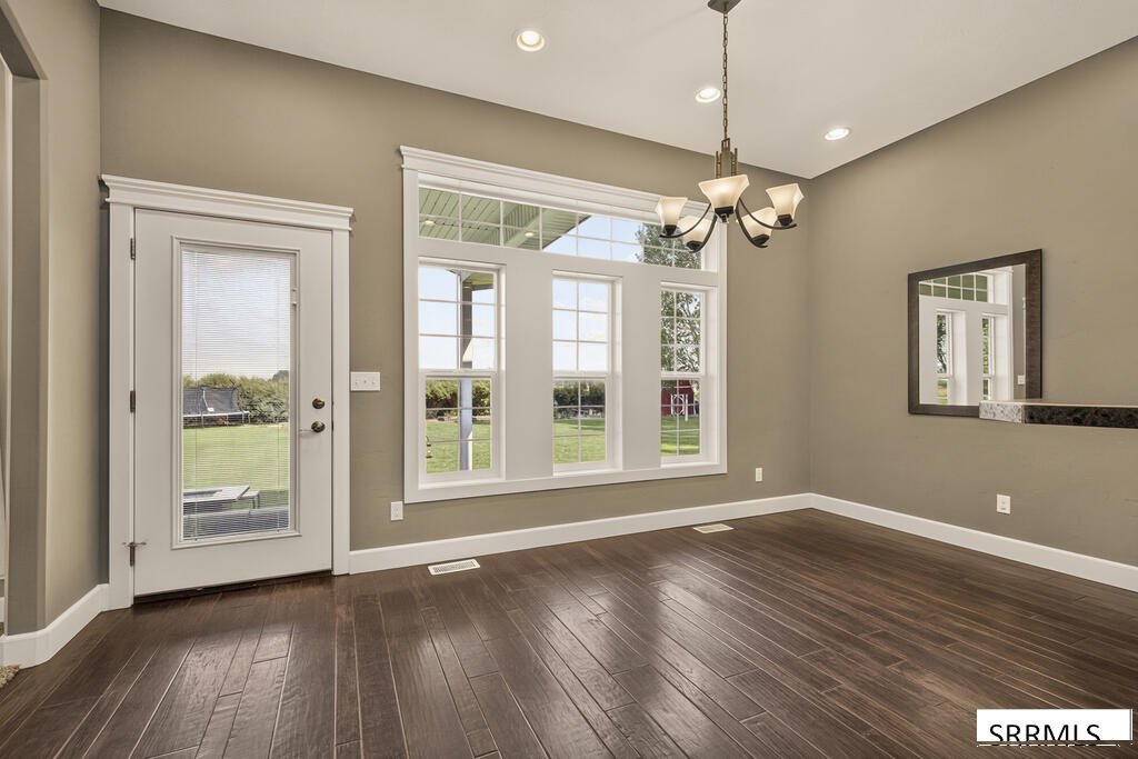 326 N 3744 E Property Photo 22