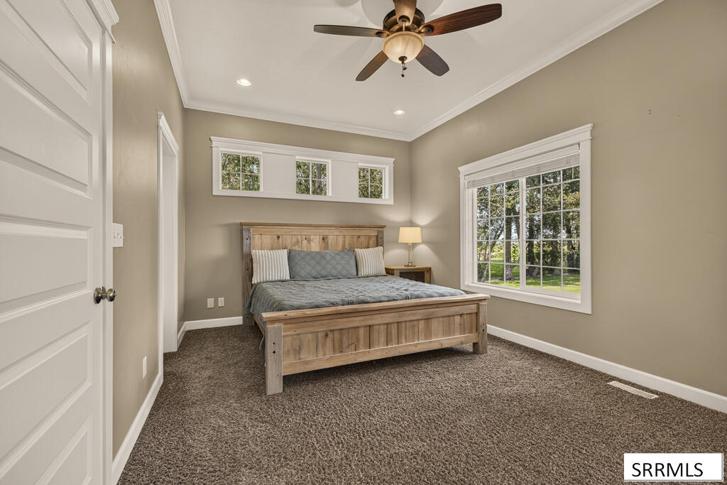 326 N 3744 E Property Photo 25