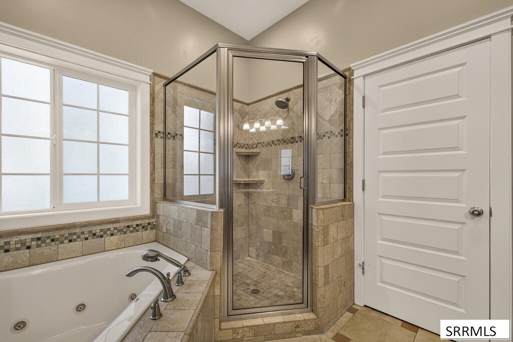 326 N 3744 E Property Photo 29