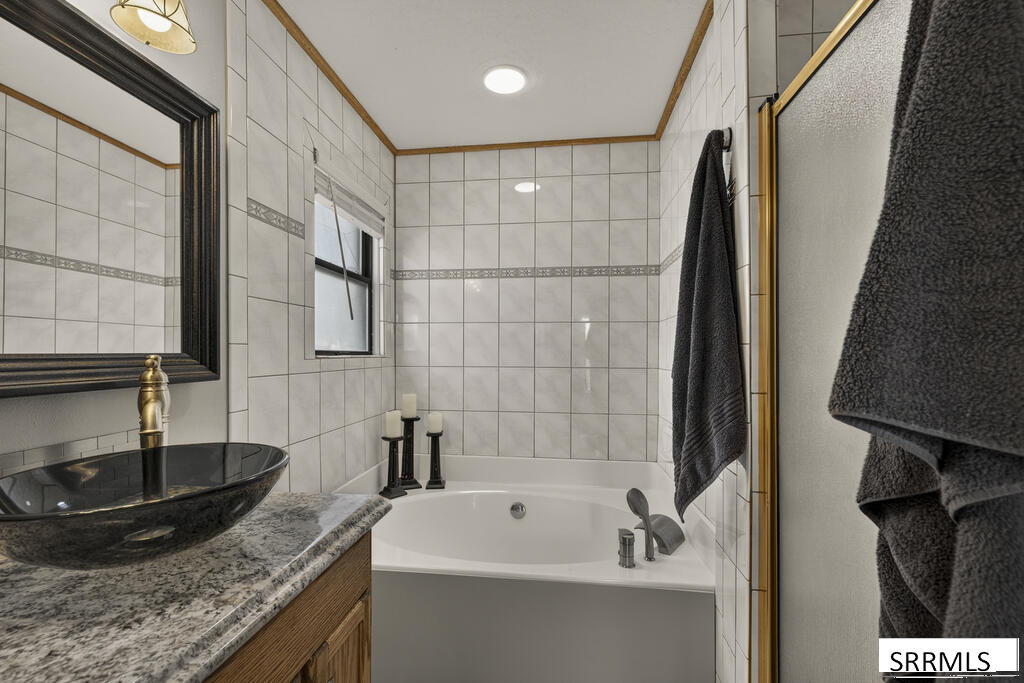 499 N 3300 E Property Photo 19