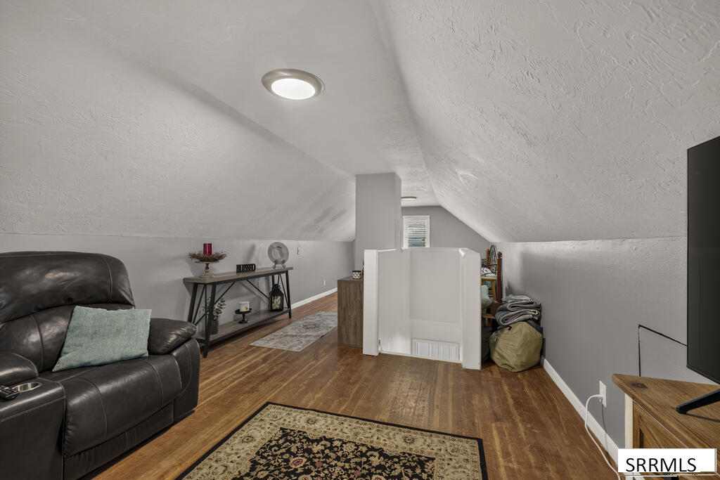 499 N 3300 E Property Photo 22
