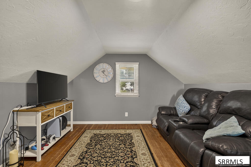 499 N 3300 E Property Photo 23