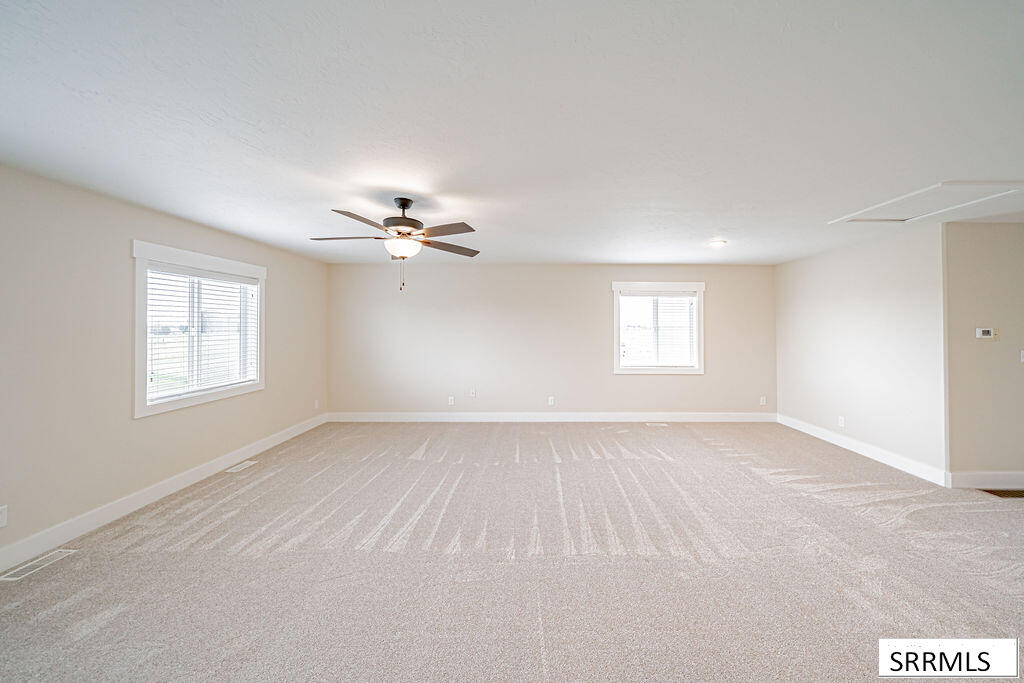 1079 N 2700 W Property Photo 31