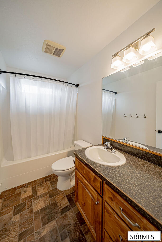1079 N 2700 W Property Photo 39