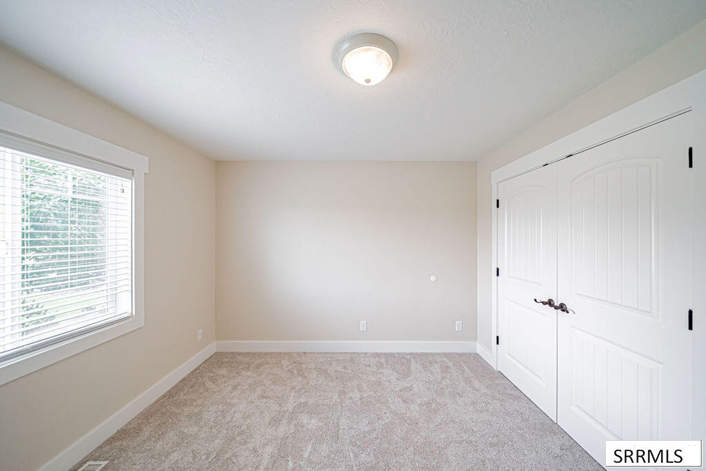 1079 N 2700 W Property Photo 44