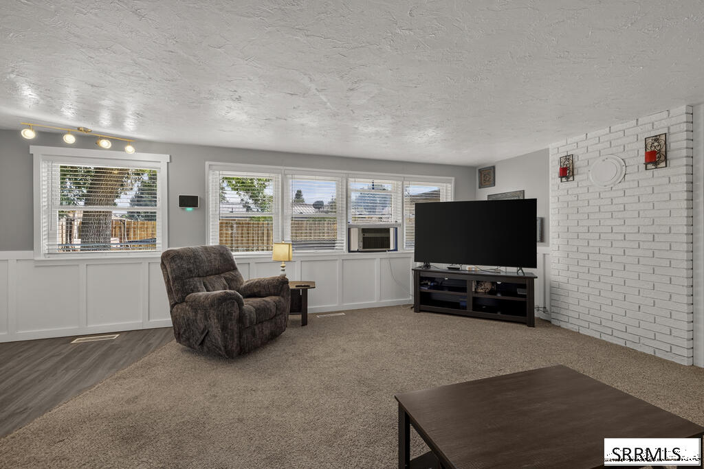 1148 Johnson Street Property Photo 8