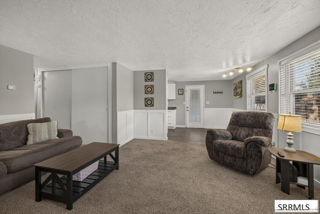 1148 Johnson Street Property Photo 12