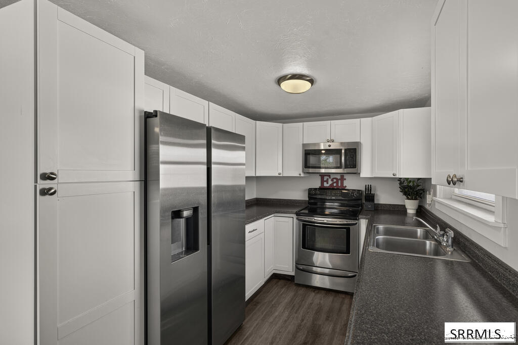 1148 Johnson Street Property Photo 14