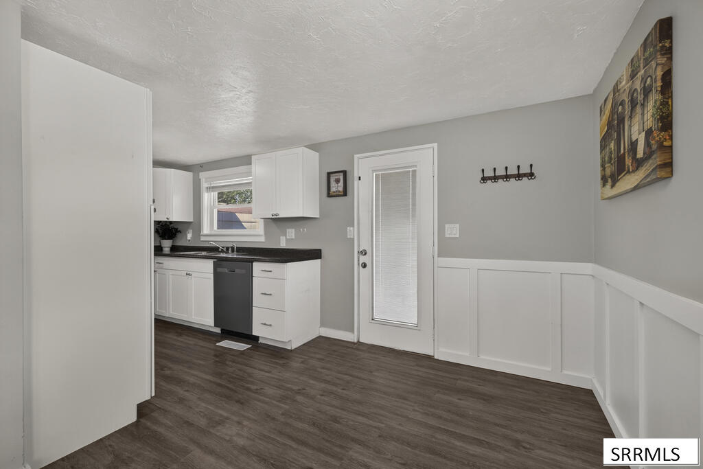 1148 Johnson Street Property Photo 18
