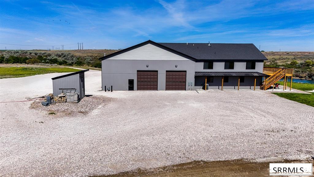 305 Snake River Drive Property Photo 6