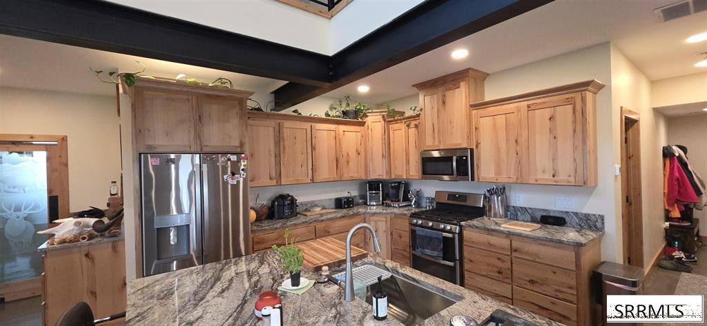 305 Snake River Drive Property Photo 14