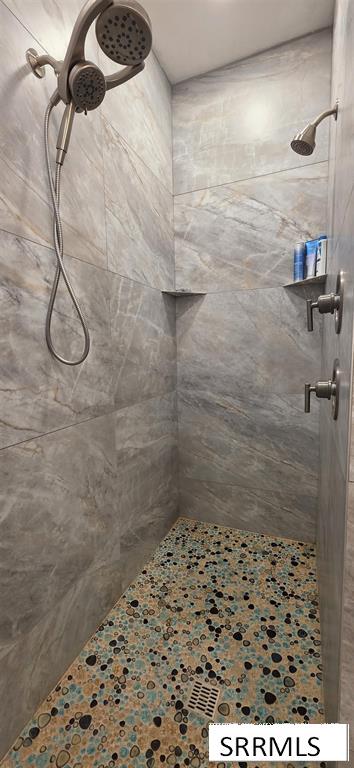 305 Snake River Drive Property Photo 27