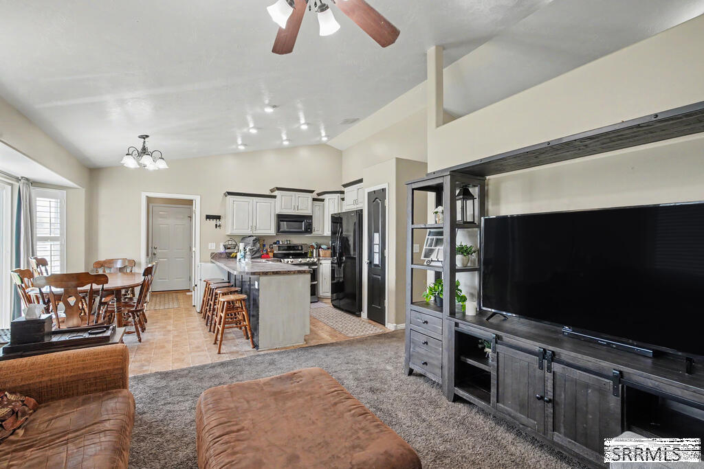619 S Holladay Circle Property Photo 8