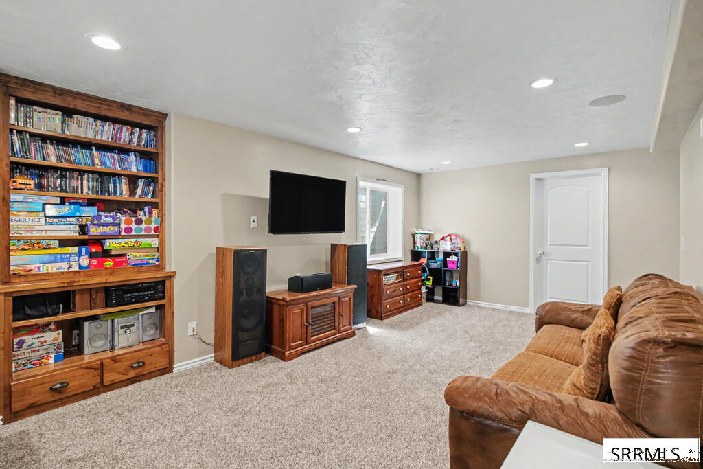 619 S Holladay Circle Property Photo 21