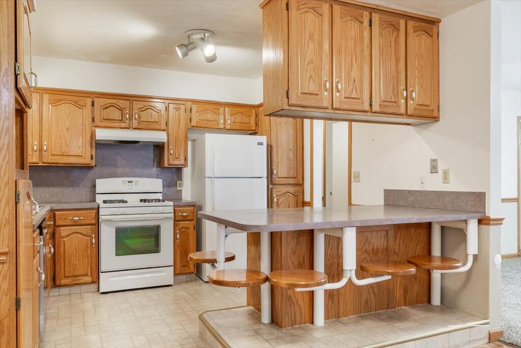 469 Linden Avenue Property Photo 8