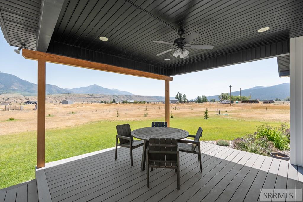 248 S River Run Court Property Photo 13