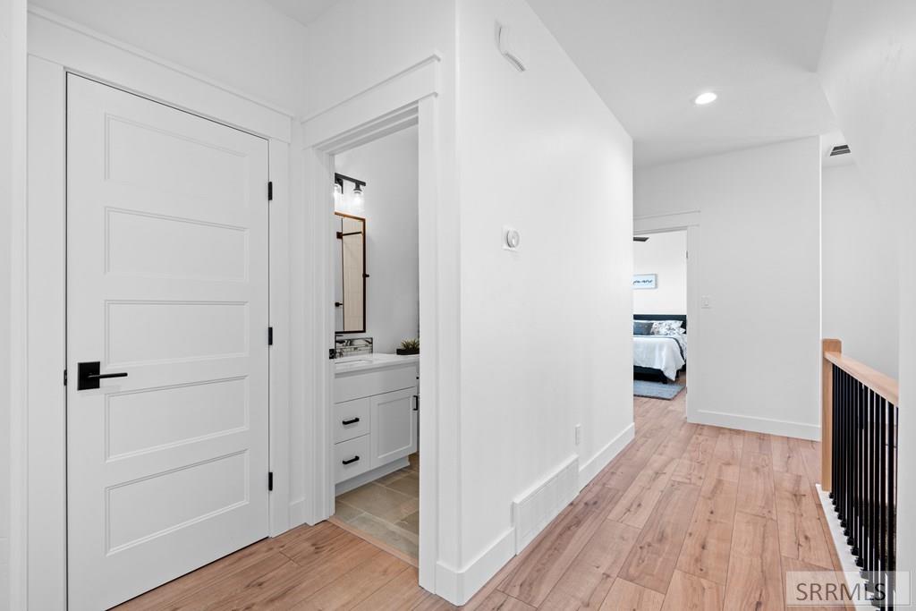 248 S River Run Court Property Photo 41