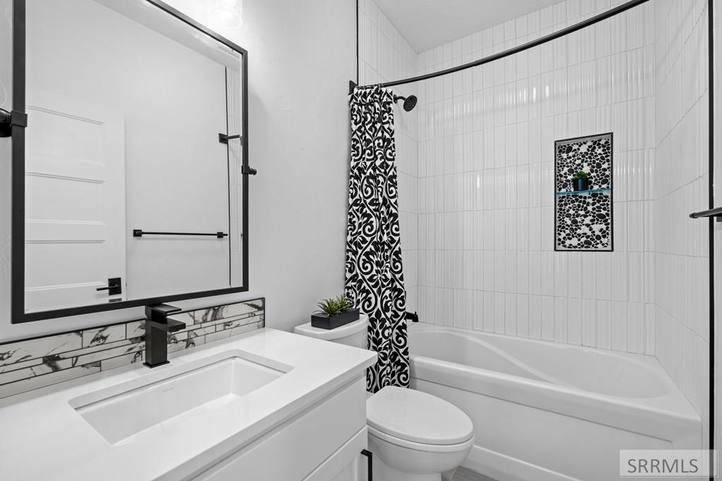 248 S River Run Court Property Photo 42