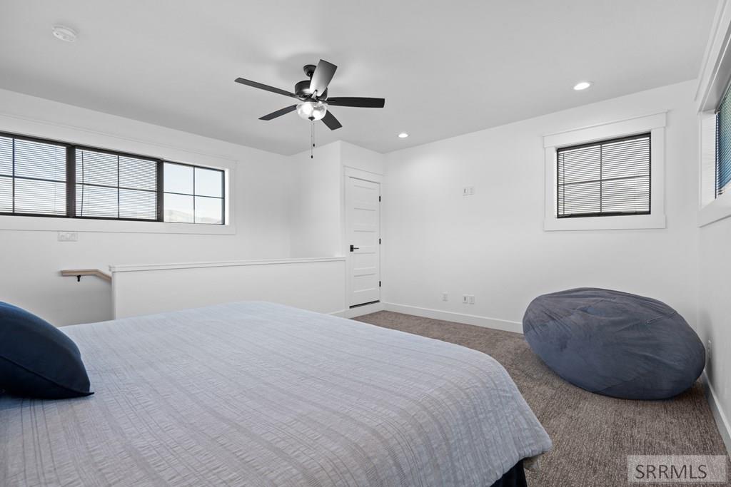 248 S River Run Court Property Photo 48
