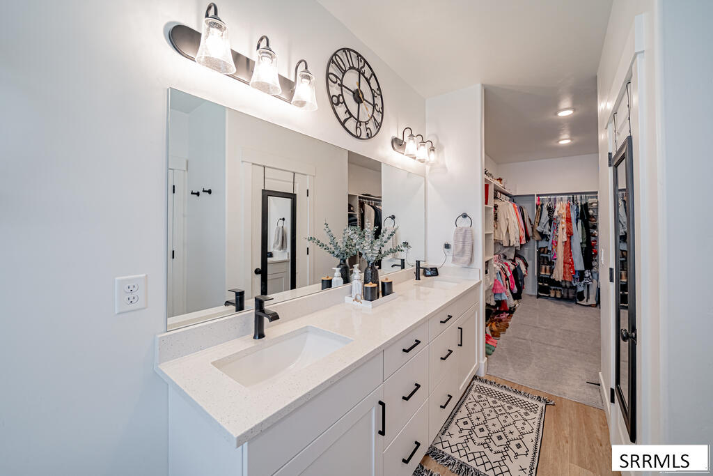 1462 N 805 E Property Photo 22