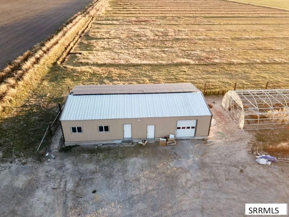 1622 Riverton Road Property Photo 6
