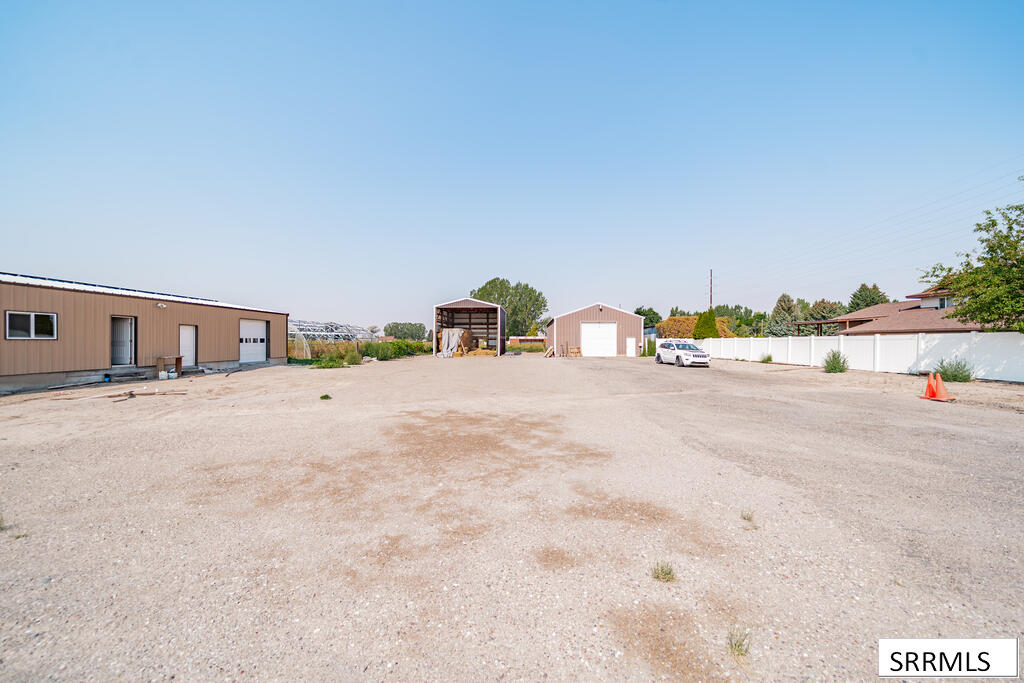 1622 Riverton Road Property Photo 11