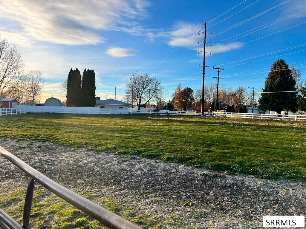 1622 Riverton Road Property Photo 17