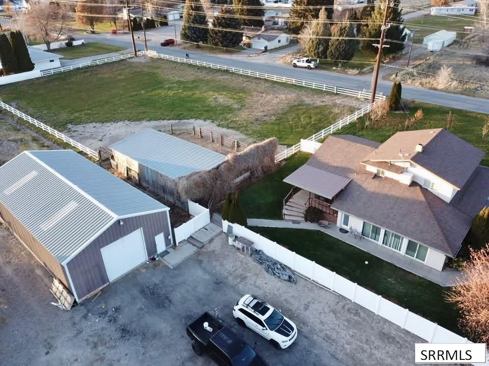 1622 Riverton Road Property Photo 25